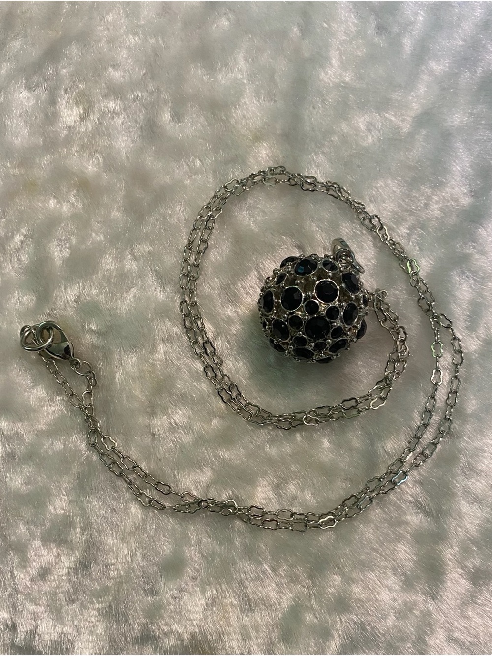 🍀Silver Chain Necklace with Black Crystal Orb Pendant
